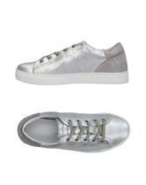 LOLA CRUZ Sneakers & Tennis shoes basse donna