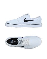 NIKE Sneakers & Tennis shoes basse donna