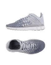 NIKE Sneakers & Tennis shoes basse donna