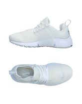 NIKE Sneakers & Tennis shoes basse donna