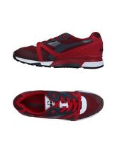 DIADORA Sneakers & Tennis shoes basse uomo