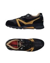 DIADORA Sneakers & Tennis shoes basse uomo