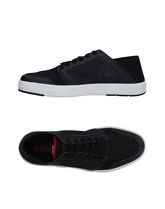 GUESS Sneakers & Tennis shoes basse uomo