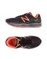 NEW BALANCE Sneakers & Tennis shoes basse donna