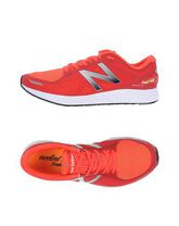 NEW BALANCE Sneakers & Tennis shoes basse uomo