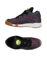 REEBOK Sneakers & Tennis shoes basse uomo