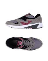 SAUCONY Sneakers & Tennis shoes basse uomo