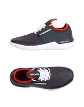 SUPRA Sneakers & Tennis shoes basse uomo