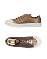 ALEXANDER MCQUEEN Sneakers & Tennis shoes basse uomo