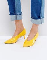 ASOS - SUZIE - Scarpe a punta con tacchetti a spillo - Giallo