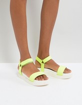 New Look - Sandali flatform sportivi con fascette fluo - Verde