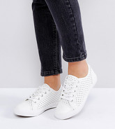 New Look Wide Fit - Scarpe da ginnastica in rete stringate - Bianco
