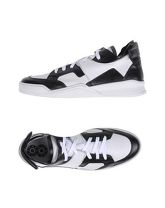 8 Sneakers & Tennis shoes basse uomo