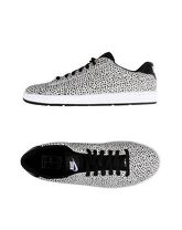 NIKE Sneakers & Tennis shoes basse donna