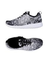 NIKE Sneakers & Tennis shoes basse donna