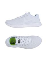 NIKE Sneakers & Tennis shoes basse donna