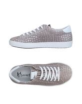 SHAKE Sneakers & Tennis shoes basse donna