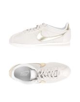 NIKE Sneakers & Tennis shoes basse donna