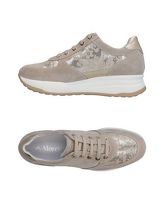 ANDREA MORELLI Sneakers & Tennis shoes basse donna