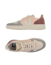 VEJA Sneakers & Tennis shoes basse donna