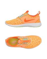 NIKE Sneakers & Tennis shoes basse donna