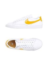 NIKE Sneakers & Tennis shoes basse donna