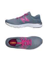 NEW BALANCE Sneakers & Tennis shoes basse donna