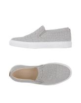 FRED DE LA BRETONIERE Sneakers & Tennis shoes basse donna