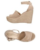 STUART WEITZMAN Sandali donna