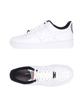 NIKE Sneakers & Tennis shoes basse donna