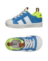 MOMINO Sneakers & Tennis shoes basse uomo