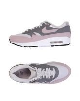 NIKE Sneakers & Tennis shoes basse donna