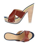 VICINI Mules & Zoccoli donna