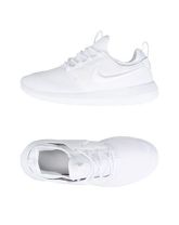 NIKE Sneakers & Tennis shoes basse donna