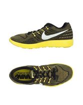 NIKE Sneakers & Tennis shoes basse uomo