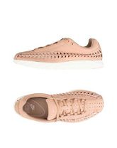 NIKE Sneakers & Tennis shoes basse donna