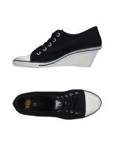 ASH Sneakers & Tennis shoes basse donna