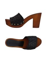 DIVINE FOLLIE Mules & Zoccoli donna