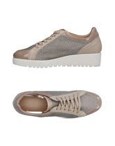 MARITAN G Sneakers & Tennis shoes basse donna