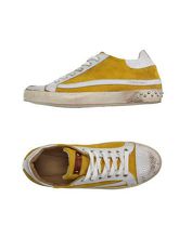 HELEN YOI Sneakers & Tennis shoes basse donna