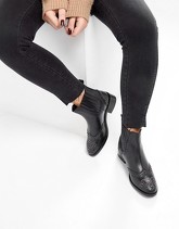 ASOS - ALMA - Stivaletti Chelsea in pelle con borchie - Nero