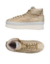 SOYA FISH Sneakers & Tennis shoes alte donna