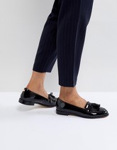 Carvela - Mocassini in vernice con nappe - Nero