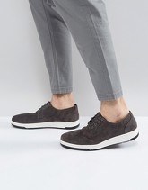 ASOS - Scarpe derby casual scamosciate grigie con suola scanalata - Grigio