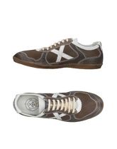 MUNICH Sneakers & Tennis shoes basse uomo