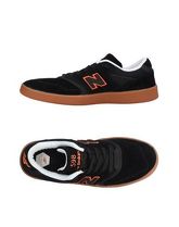 NEW BALANCE Sneakers & Tennis shoes basse uomo