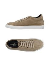 V ITALIA Sneakers & Tennis shoes basse uomo