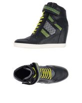 HOGAN REBEL Sneakers & Tennis shoes alte donna