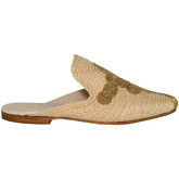 Scarpe Gia Couture - Slipper in rafia intrecciata con ricami oro BR/