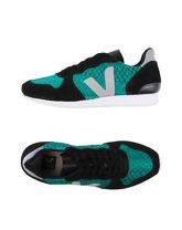 VEJA Sneakers & Tennis shoes basse donna